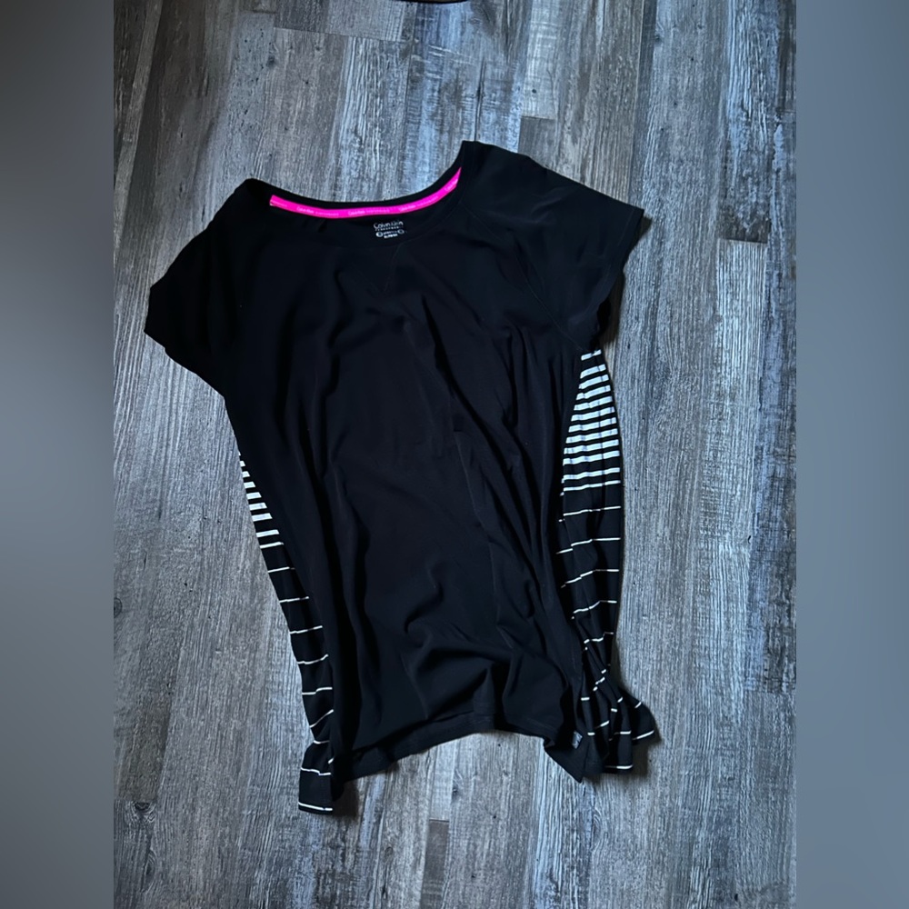 Women’s Calvin Klein workout shirt